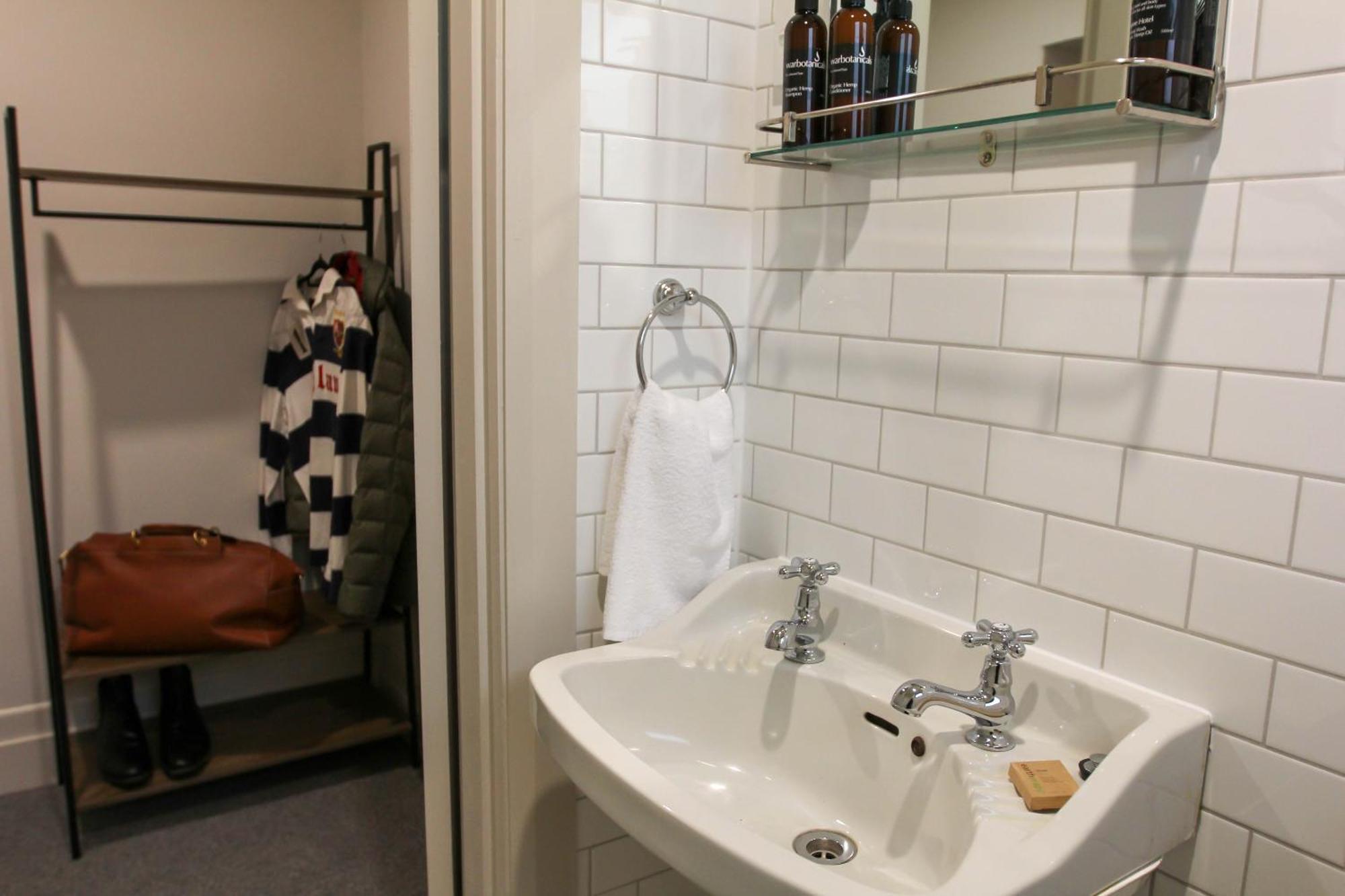 Alpine Hotel, Eat Drink Sleep Warburton Εξωτερικό φωτογραφία