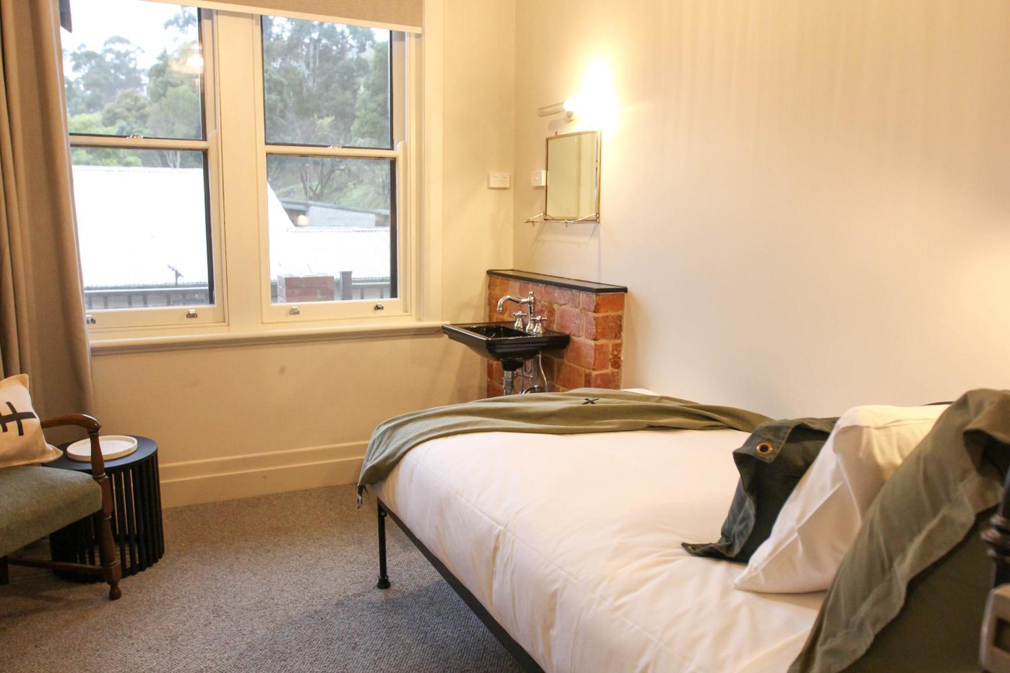 Alpine Hotel, Eat Drink Sleep Warburton Εξωτερικό φωτογραφία